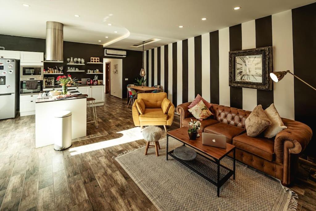 Luxury Designer Penthouse With Private Jacuzzi Daire Sliema Dış mekan fotoğraf